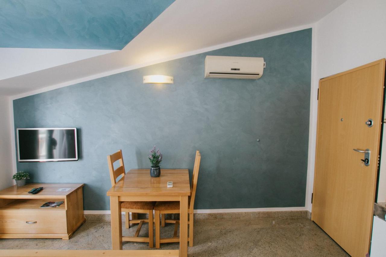 Blue Sea House Appartement Trogir Buitenkant foto