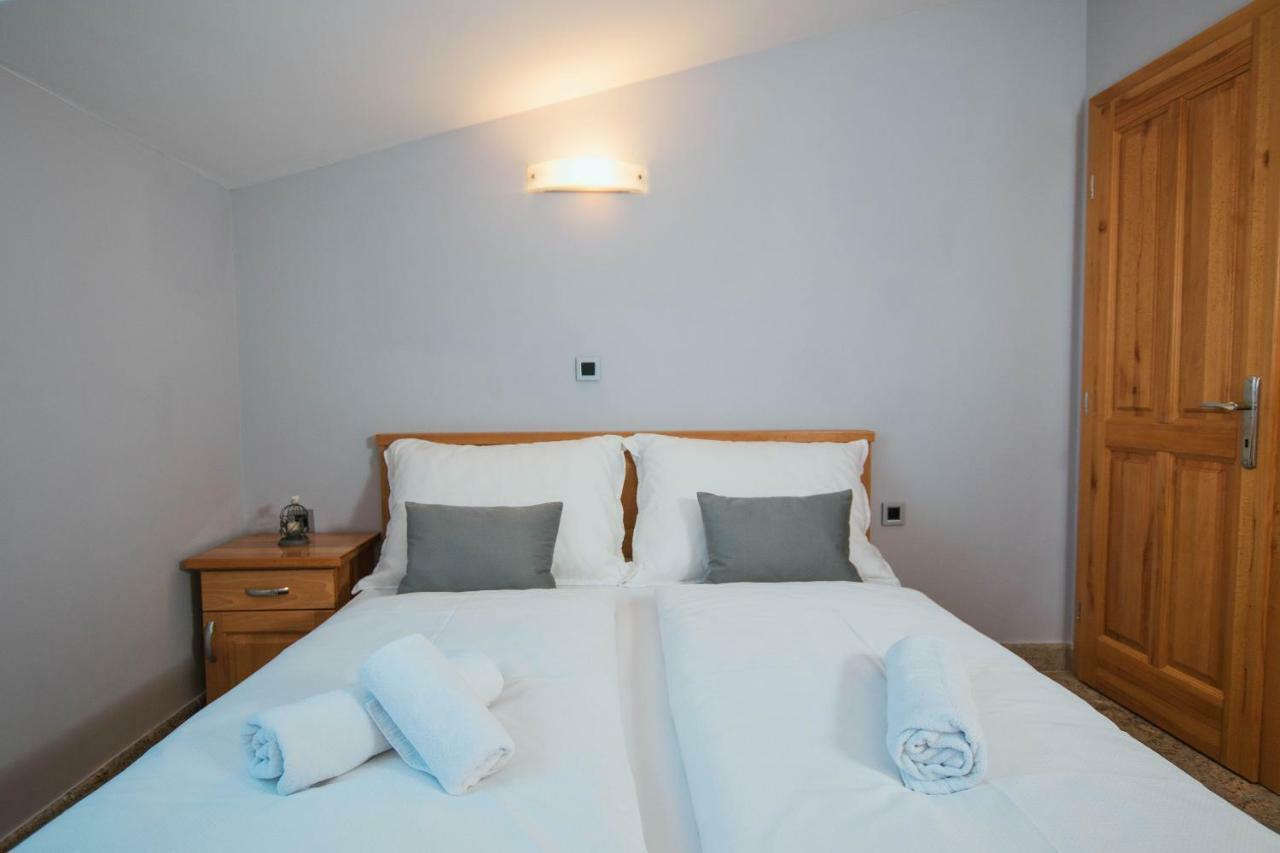 Blue Sea House Appartement Trogir Buitenkant foto